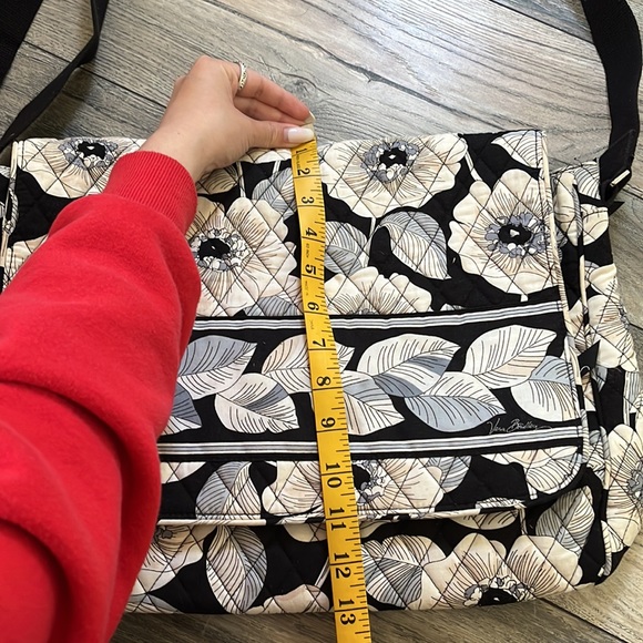 Vera Bradley computer bag! Great for business conference or office tote. - Picture 7 of 7